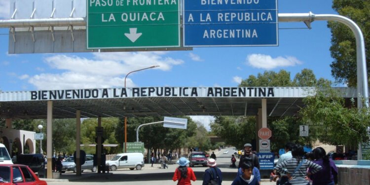 Fronteras cerradas, vuelos suspendidos y medidas sanitarias