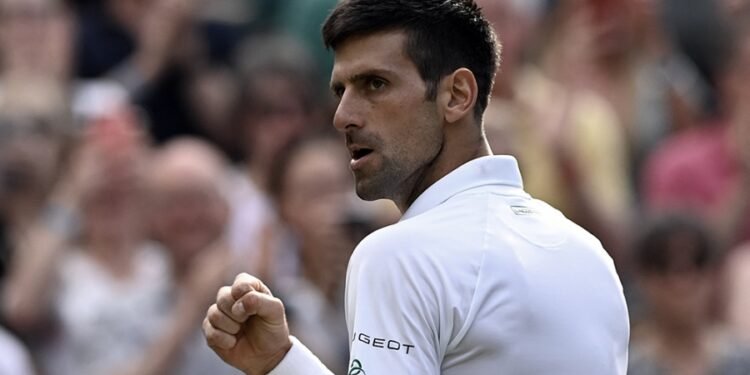 El serbio Djokovic juega ante el ruso Rublev en el Masters de Turín