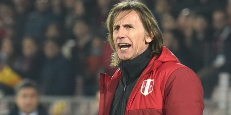 Gareca ya piensa en un equipo titular para jugar ante Venezuela