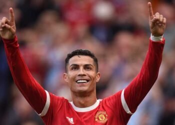 Cristiano Ronaldo pasó los 800 goles, en una gran victoria del United