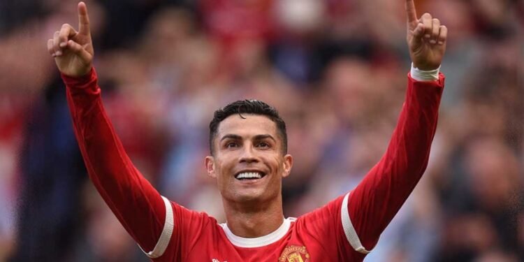 Cristiano Ronaldo pasó los 800 goles, en una gran victoria del United