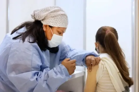 Se podrá acceder a la vacunación fuera del lugar de residencia en enero y febrero