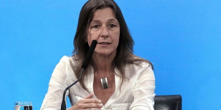 Argentina enviará a Cascos Blancos para asistir a quienes emigran de Ucrania