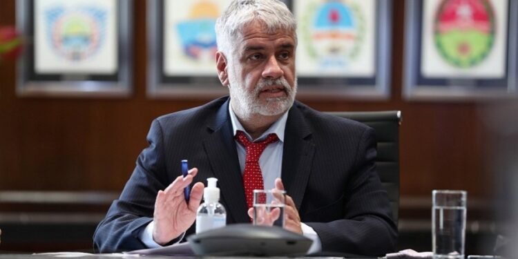 El Gobierno negocia una canasta de 100 productos para comercios de barrio