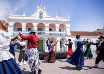 Axel Kicillof, al conmemorar los 202 años de la provincia: “Neoliberalismo nunca más”