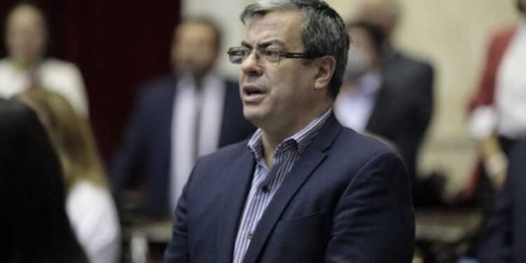 Martínez: “Cuando se debata el acuerdo con el FMI todos van a saber qué se está votando”