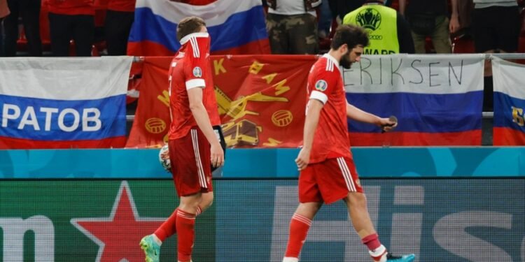 La FIFA suspendió a Rusia de todas las competiciones y la dejó sin Mundial de Qatar