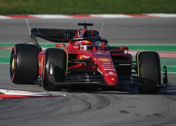 Fórmula 1: Ferrari comenzó a rugir en los test en Barcelona con el “efecto suelo”