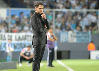 Racing encontró la pólvora y pasó por encima de Argentinos Juniors