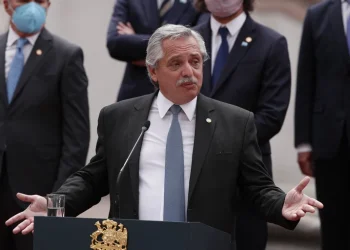 Alberto Fernández: “En Corrientes hicimos todo lo que estuvo a nuestro alcance, pero no escribimos tuits con eso”