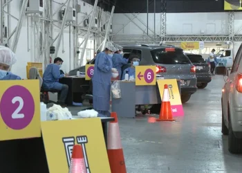 La Ciudad detectará casos sospechosos de COVID-19 con audios de tos enviados por WhatsApp