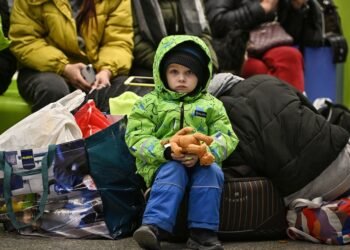 Ya son 86 los argentinos que salieron de Ucrania