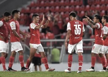 Independiente recibe a Central Córdoba con la necesidad de ganar antes del clásico