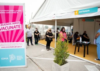 El gobierno bonaerense anunció la aplicación de una cuarta dosis de la vacuna contra el COVID-19