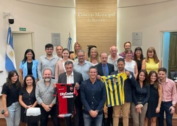 Los presidentes de Central y Newell’s se reunieron “por un clásico en paz”