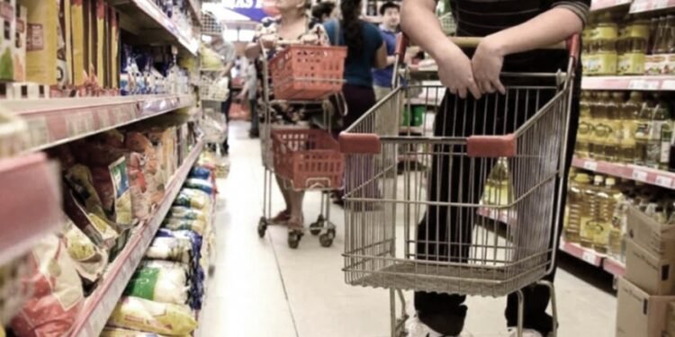 Organizaciones sociales se movilizan en contra de los aumentos de precios de los alimentos