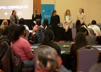 Potenciar Trabajo: formación teórico-práctica para el sector hotelero