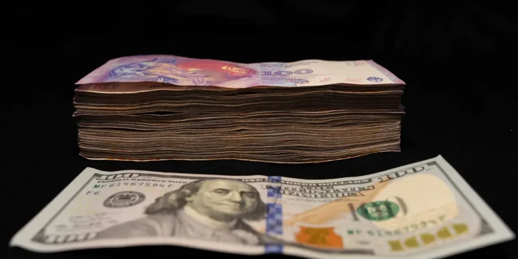 Silvina Batakis aseguró que está “cómoda” con el dólar oficial pero en el año ya acumuló un atraso del 8%