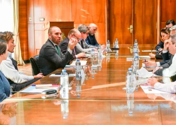 En su momento más crítico, Martín Guzmán asegura que cumplió las metas del segundo trimestre y resiste con más medidas