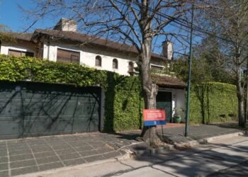 Más de 90 lujosas mansiones de San Isidro podrían ir a remate por deudas en el pago del ABL