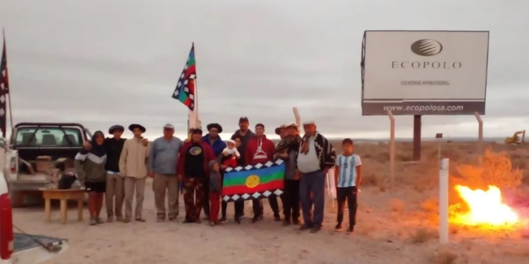 Neuquén: mapuches bloquean el ingreso a basureros petroleros en la zona de Vaca Muerta