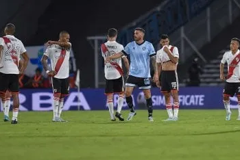 River no hizo pie en Córdoba