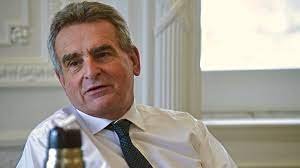 Rossi diferenció el programa electoral del oficialismo y la oposición