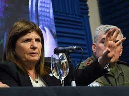 Patricia Bullrich confirmó “comando unificado” para que todas las fuerzas federales actúen en los piquetes