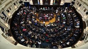 La Legislatura bonaerense aprobó la ley impositiva de Kicillof: le puso tope de 200% al aumento