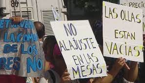El Gobierno aplica el protocolo antipiquetes por la manifestación en el hotel Libertador
