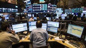 Fuerte baja del riesgo país por la suba de los bonos argentinos en Wall Street ante la mejora del resultado fiscal y comercial