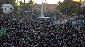 “Vamos a garantizar los fondos para las universidades y vamos a auditar cómo se utilizan”