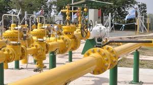 Restringen el gas a industrias