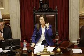 En medio de la tensión con Milei, Villarruel busca destrabar el proyecto de boleta única en el Senado