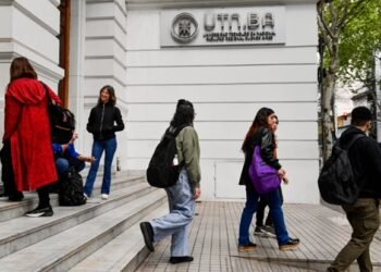 PRESTAMOS PARA ESTUDIANTES Y JOVENES GRADUADOS