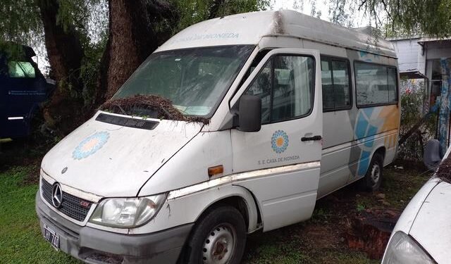 ORGANISMOS E INSTITUCIONES REMATAN AUTOMOTORES