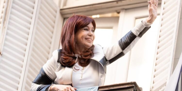 Cristina criticó al veto