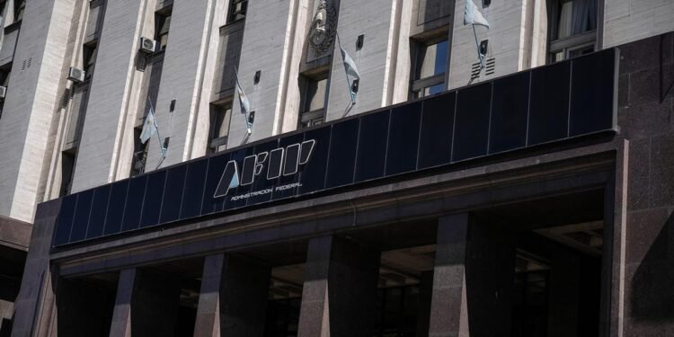 El Gobierno eliminó la AFIP