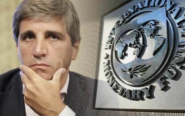 Caputo: “Con el FMI hemos empezado a hablar informalmente de un nuevo programa”