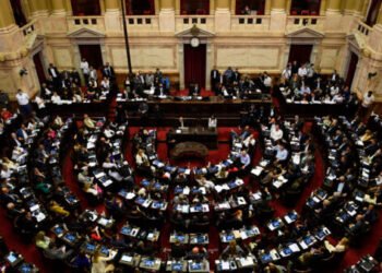 La oposición cuenta votos en la Cámara de Diputados para ponerle un freno a Milei