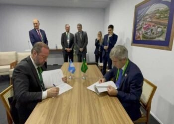 Argentina firmó un acuerdo con Brasil para exportar el gas de Vaca Muerta