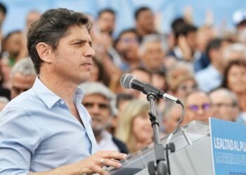 En medio de pujas internas en el peronismo, Kicillof encabeza un acto “no partidario” en San Pedro