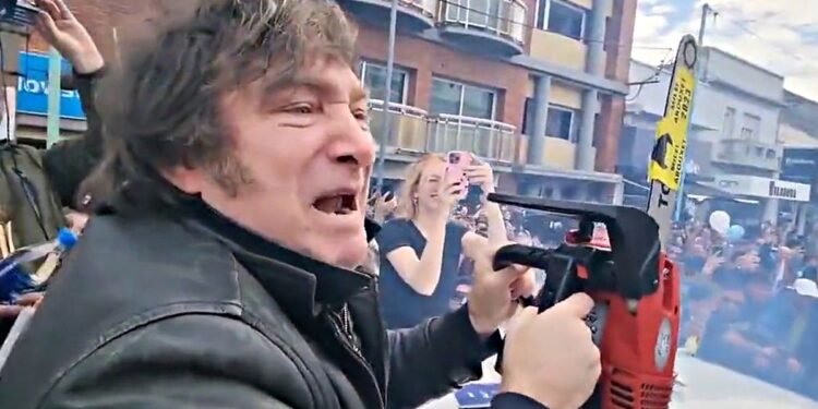 El Gobierno recortó casi 80% los fondos discrecionales a provincias y los gobernadores aceleraron el ajuste