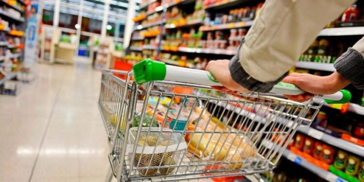 La inflación de octubre fue de 2,7% y acumula un alza de 107% en lo que va del año