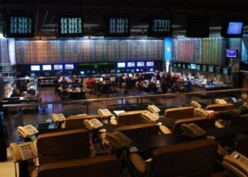 El Riesgo País bajó un 4,16% y los mercados siguen arrojando cifras positivas