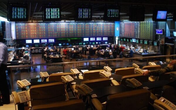 El Riesgo País bajó un 4,16% y los mercados siguen arrojando cifras positivas