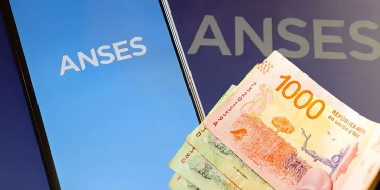 El Gobierno oficializó un nuevo aumento para los jubilados: el haber mínimo será de $265.907 en enero