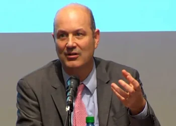 Federico Sturzenegger: “Estamos frente al ajuste fiscal más importante de la Argentina”