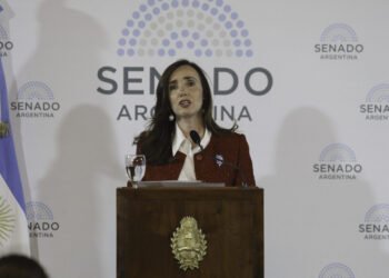 Victoria Villarruel prorroga el congelamiento salarial de senadores hasta marzo