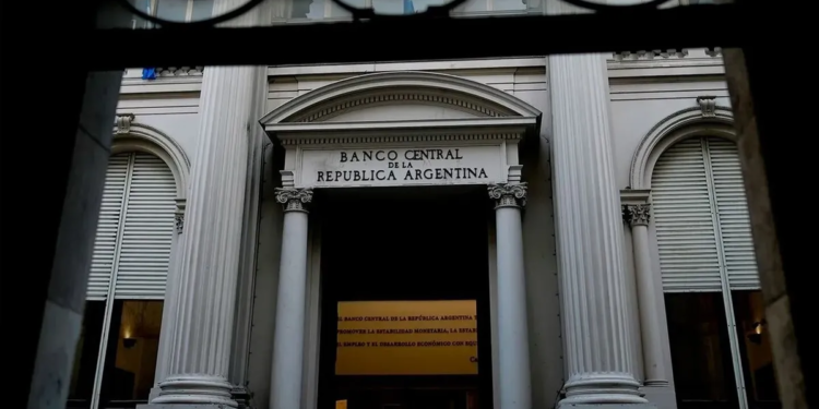 Después de tomar 1.000 millones de dólares, el Banco Central podría cerrar otro REPO en enero